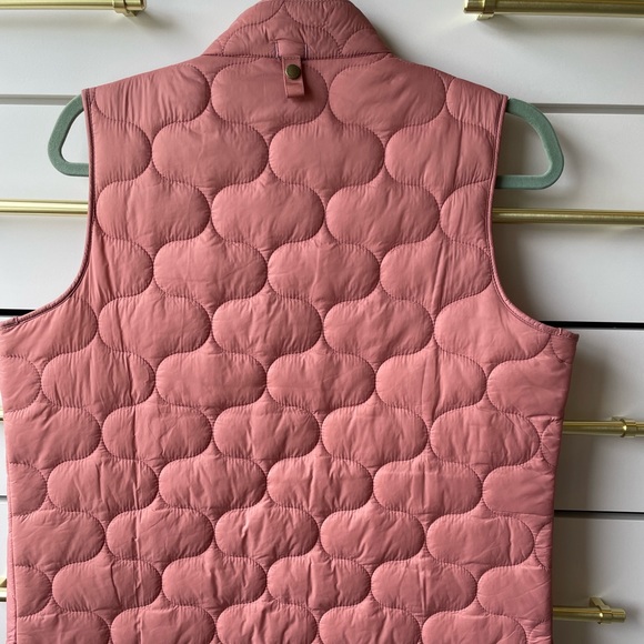 Barbour Quilted Vest with floral pattern lining - Picture 4 of 5